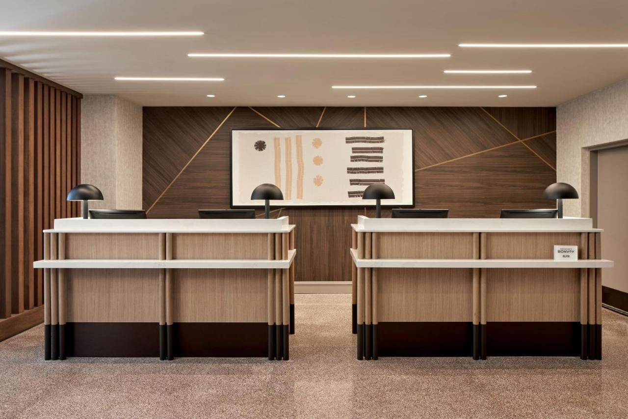 Sheraton Reston Exteriör bild